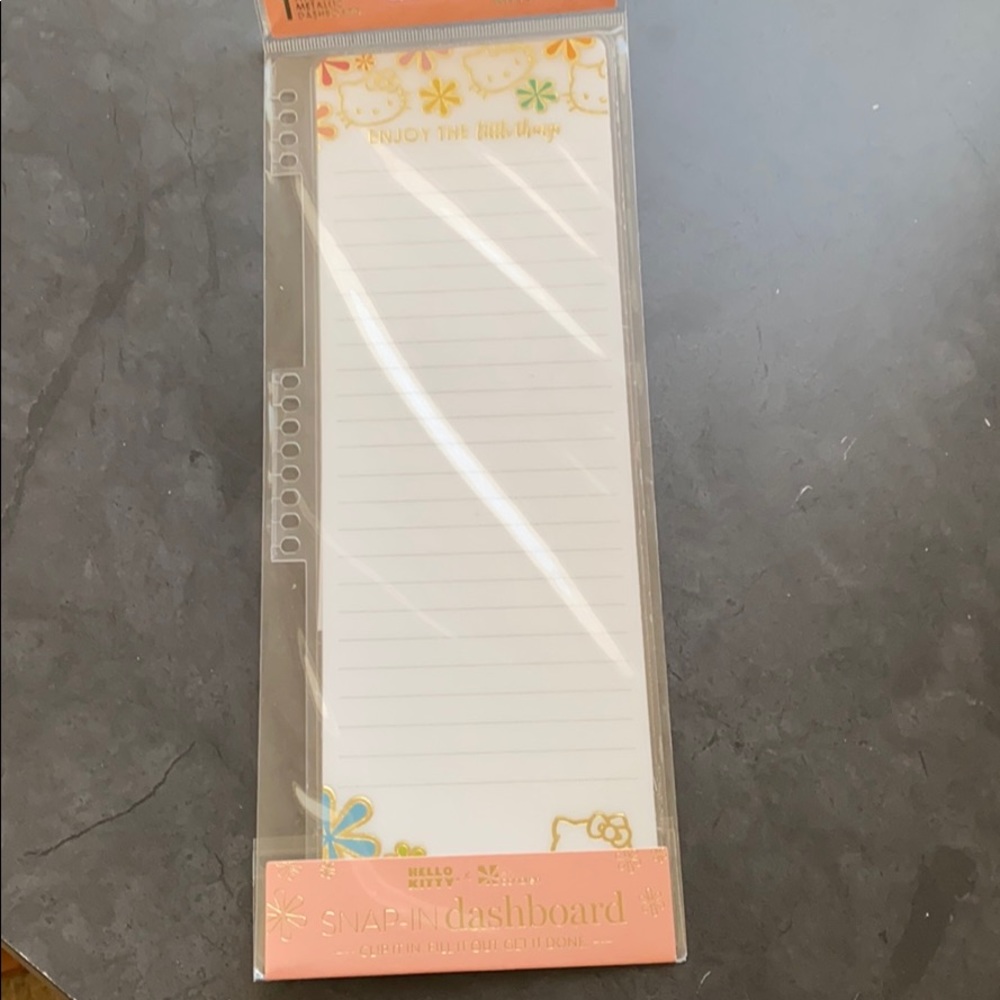 Erin Condren Hello Kitty snap in dash